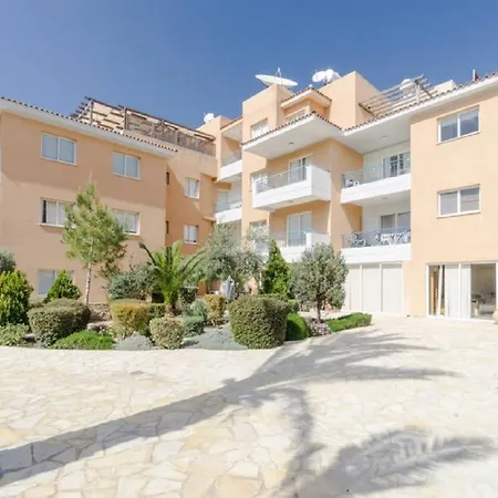 Apartament Pafilia Garden